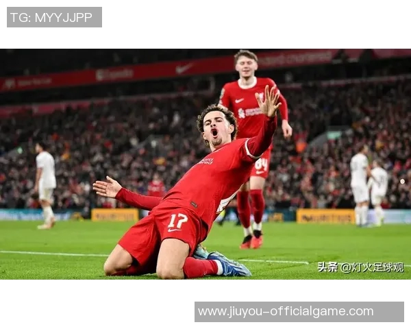 欧冠经典对决利物浦与曼联战成平局神扑瞬间引发全场欢呼